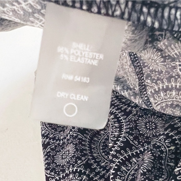 Tommy Hilfiger 3/4 Bell Sleeve Geometric Print Shift Dress Navy/Cream Size 6 - Picture 9 of 13